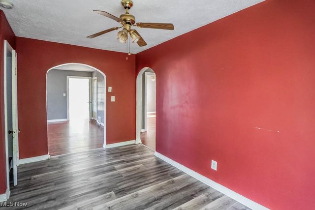 8202 Navarre Road SW, Massillon, OH 44646