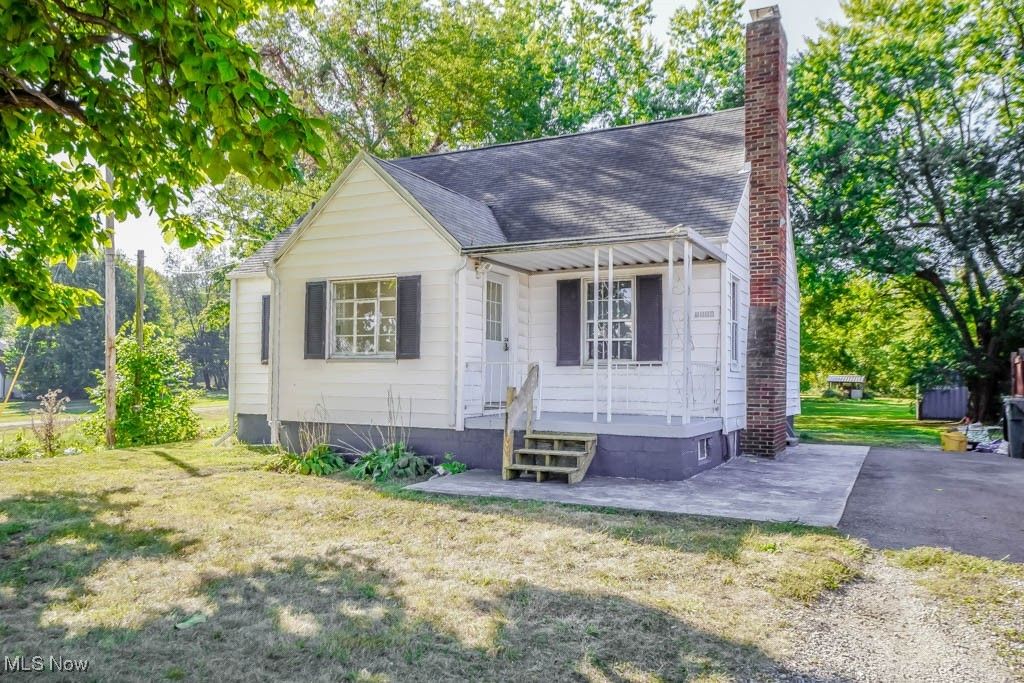 8202 Navarre Road SW, Massillon, OH 44646