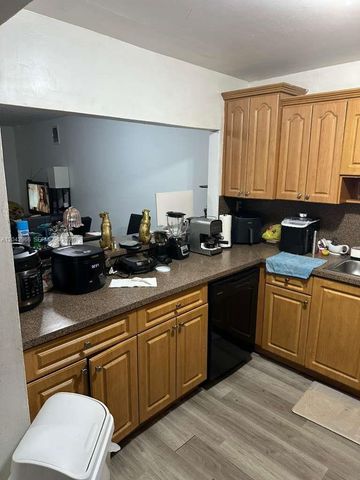 6125 W 20th Avenue 312, Hialeah, FL 33012