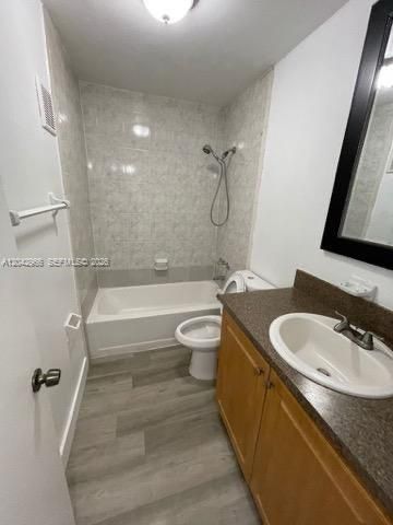 6125 W 20th Avenue 312, Hialeah, FL 33012