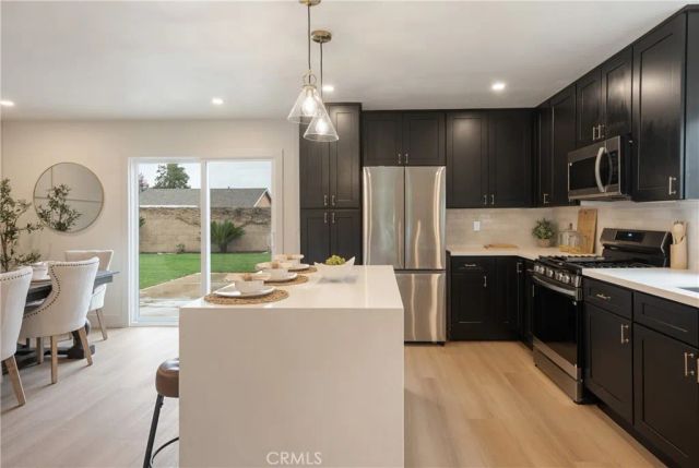 4926 E Glenview, Anaheim, CA 92807