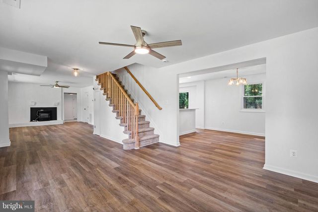 9251 KRIS DR, White Plains, MD 20695