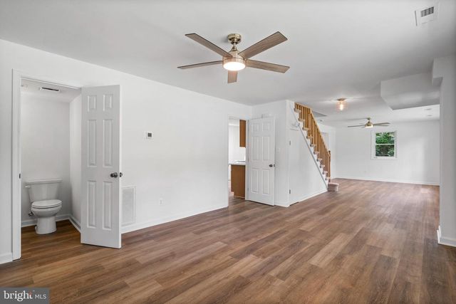 9251 KRIS DR, White Plains, MD 20695