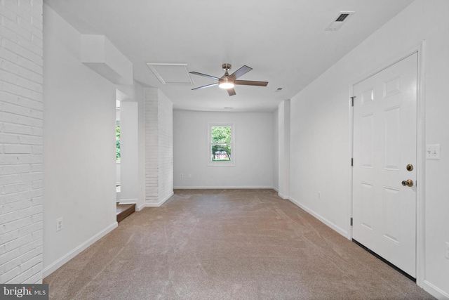 9251 KRIS DR, White Plains, MD 20695