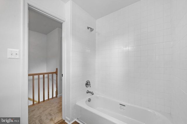 9251 KRIS DR, White Plains, MD 20695