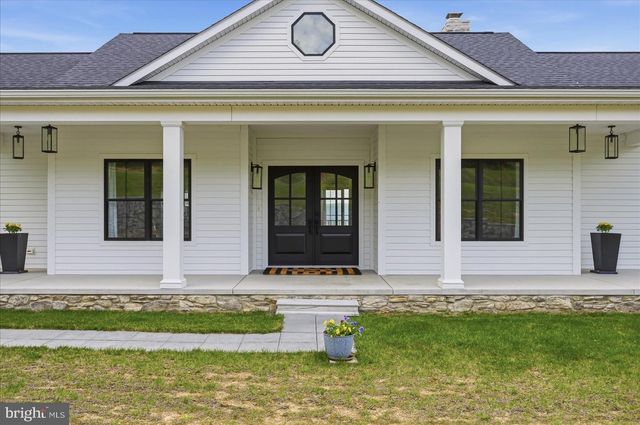 33 KIBO CT, Maurertown, VA 22644