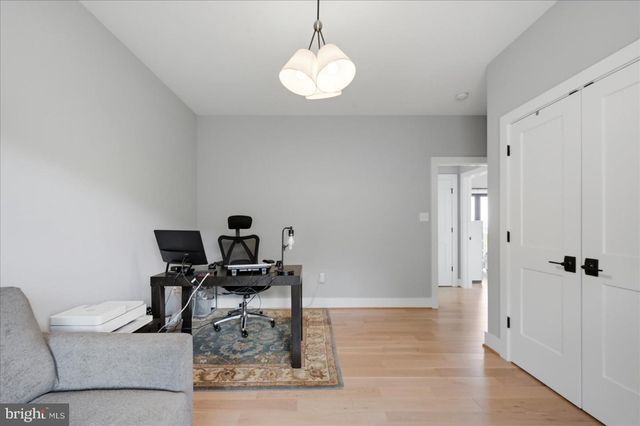 33 KIBO CT, Maurertown, VA 22644