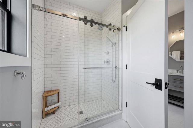 33 KIBO CT, Maurertown, VA 22644