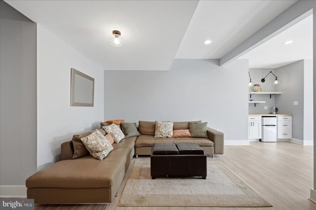 33 KIBO CT, Maurertown, VA 22644