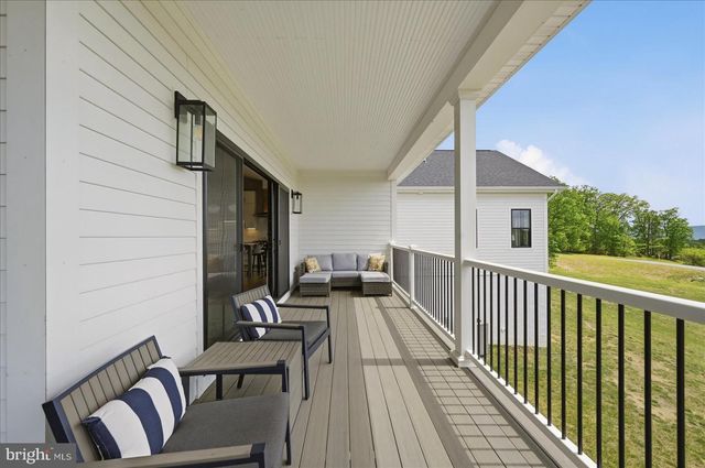 33 KIBO CT, Maurertown, VA 22644