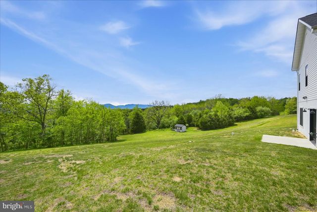 33 KIBO CT, Maurertown, VA 22644