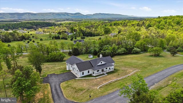 33 KIBO CT, Maurertown, VA 22644