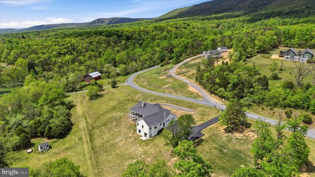 33 KIBO CT, Maurertown, VA 22644