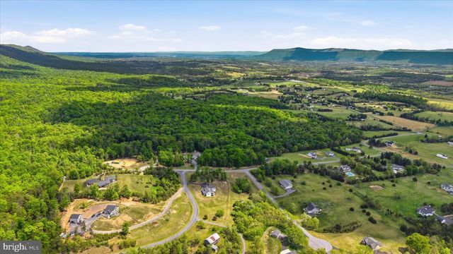 33 KIBO CT, Maurertown, VA 22644