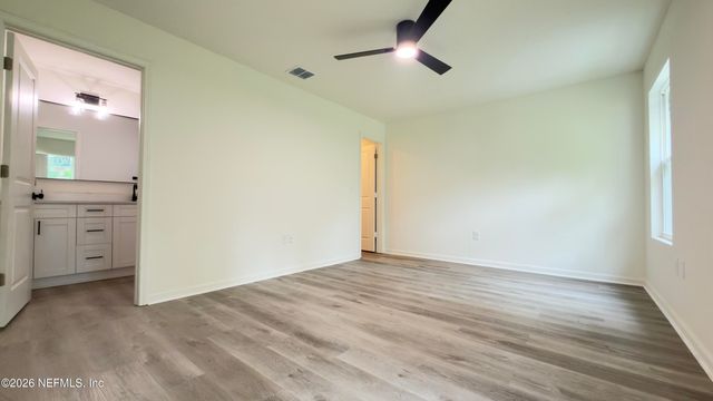 2375 JOHNSON Avenue, Jacksonville, FL 32207