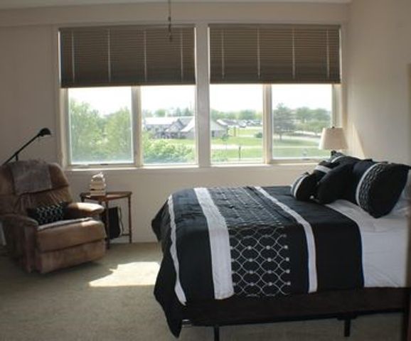 640 S 50th Street 2213, West Des Moines, IA 50265