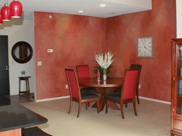 640 S 50th Street 2213, West Des Moines, IA 50265