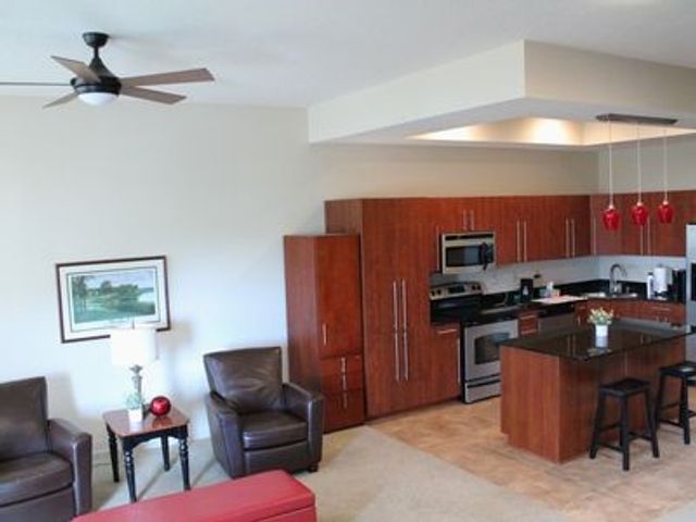 640 S 50th Street 2213, West Des Moines, IA 50265