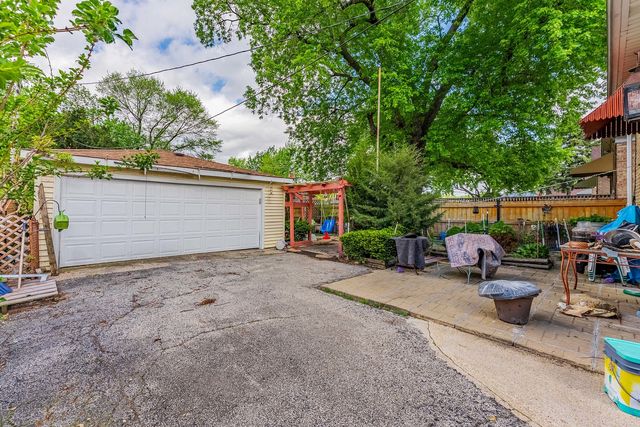 3928 Clinton Avenue, Stickney, IL 60402