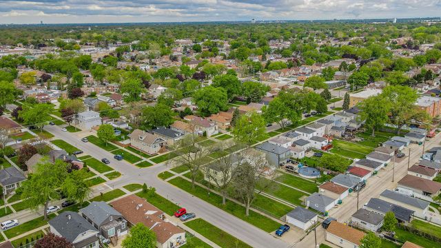 3928 Clinton Avenue, Stickney, IL 60402