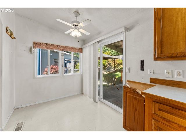 35020 Se SURFACE Rd, Estacada, OR 97023