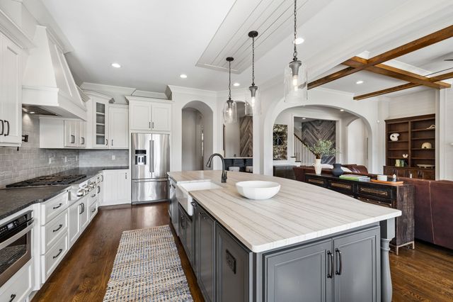 7036 Lanceleaf Dr, College Grove, TN 37046
