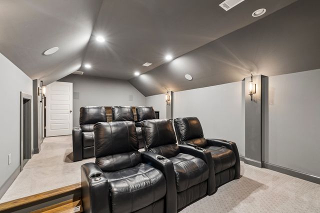 7036 Lanceleaf Dr, College Grove, TN 37046