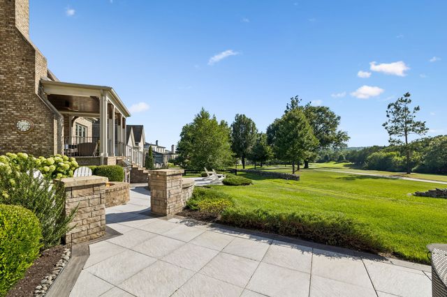 7036 Lanceleaf Dr, College Grove, TN 37046