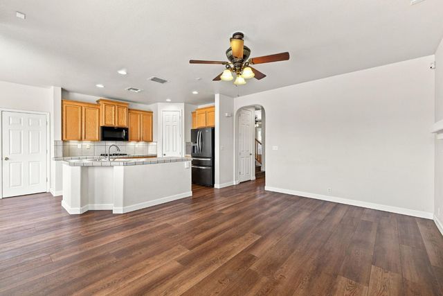 9962 Amulet Pl, Sacramento, CA 95829