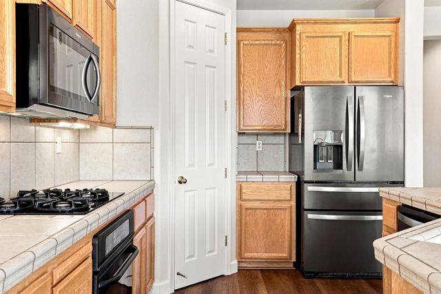 9962 Amulet Pl, Sacramento, CA 95829