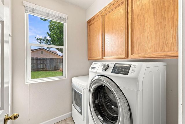 9962 Amulet Pl, Sacramento, CA 95829