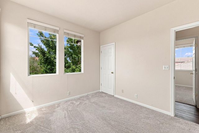 9962 Amulet Pl, Sacramento, CA 95829