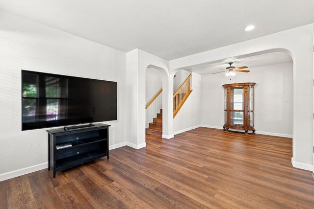 9962 Amulet Pl, Sacramento, CA 95829