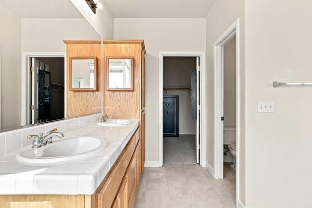 9962 Amulet Pl, Sacramento, CA 95829