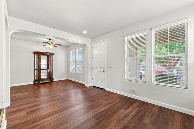 9962 Amulet Pl, Sacramento, CA 95829