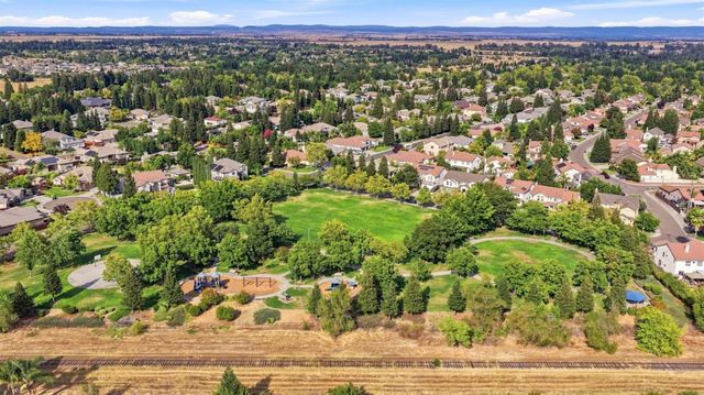 9962 Amulet Pl, Sacramento, CA 95829