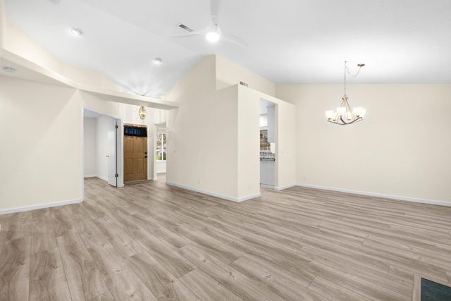 364 Sumatra Dr, Sacramento, CA 95838