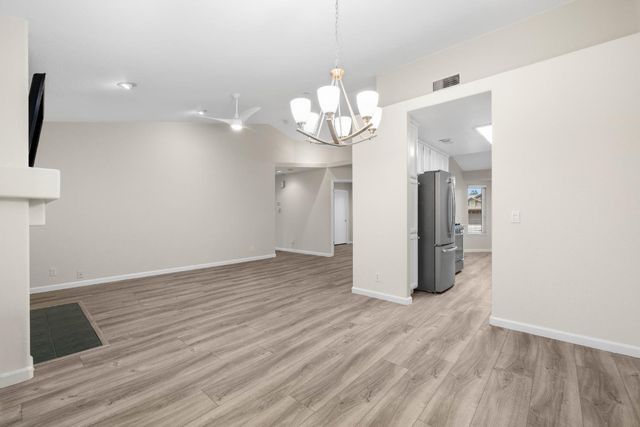 364 Sumatra Dr, Sacramento, CA 95838