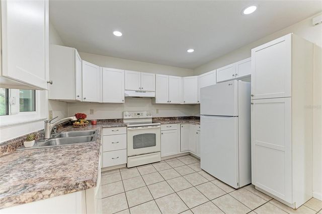 1211 CYPRESS AVENUE, Venice, FL 34285