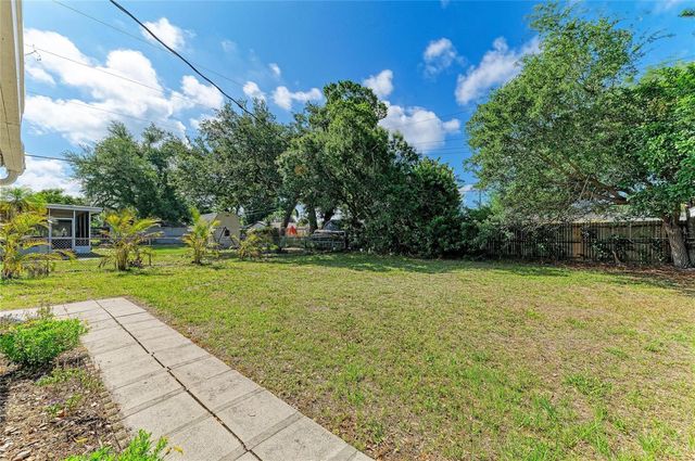 1211 CYPRESS AVENUE, Venice, FL 34285