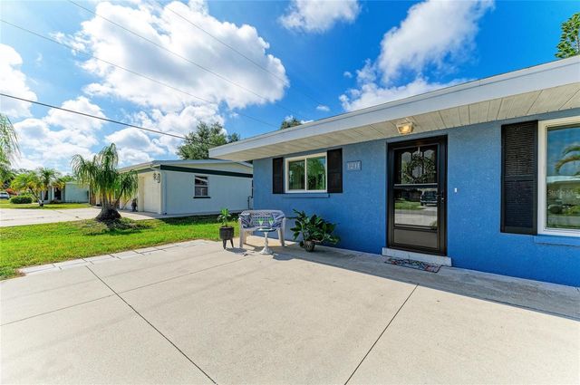 1211 CYPRESS AVENUE, Venice, FL 34285