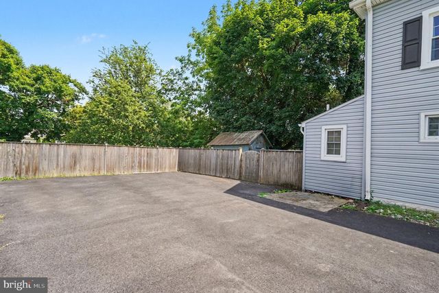 136 N MAIN ST, Galena, MD 21635