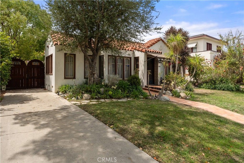 3729 Olive Avenue, Long Beach, CA 90807 — photo 2