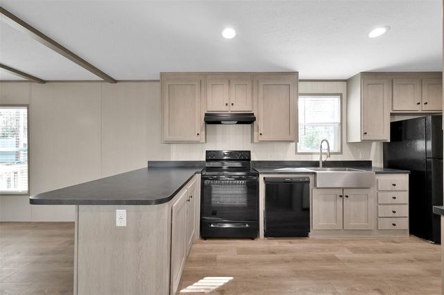 21195 Security Cemetery Road, Cleveland, TX 77328