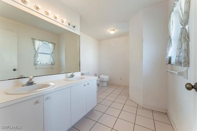 28405 Mango DR, Bonita Springs, FL 34134