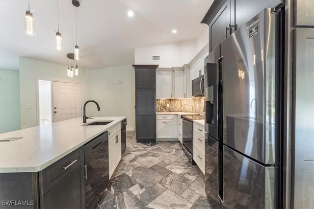 28405 Mango DR, Bonita Springs, FL 34134