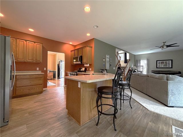 7260 Ashley Lane, Wheatfield, NY 14120