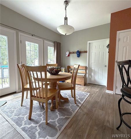 7260 Ashley Lane, Wheatfield, NY 14120