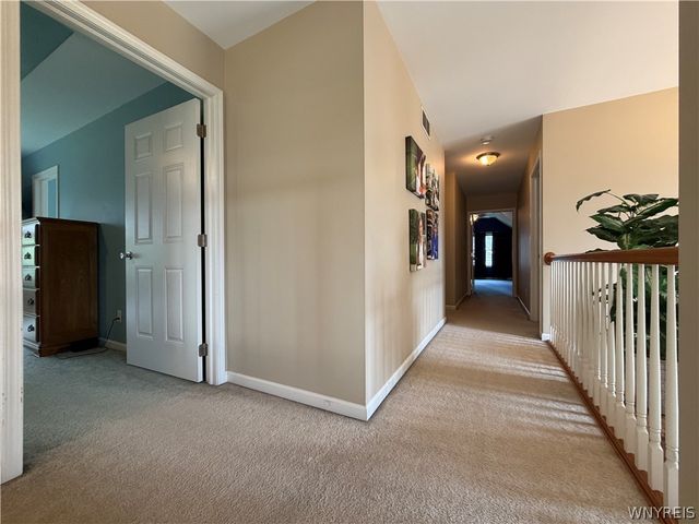 7260 Ashley Lane, Wheatfield, NY 14120
