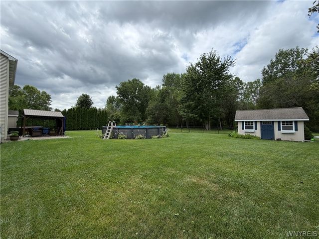 7260 Ashley Lane, Wheatfield, NY 14120